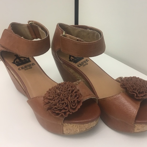 Leather platform sandals - Picture 4 of 4